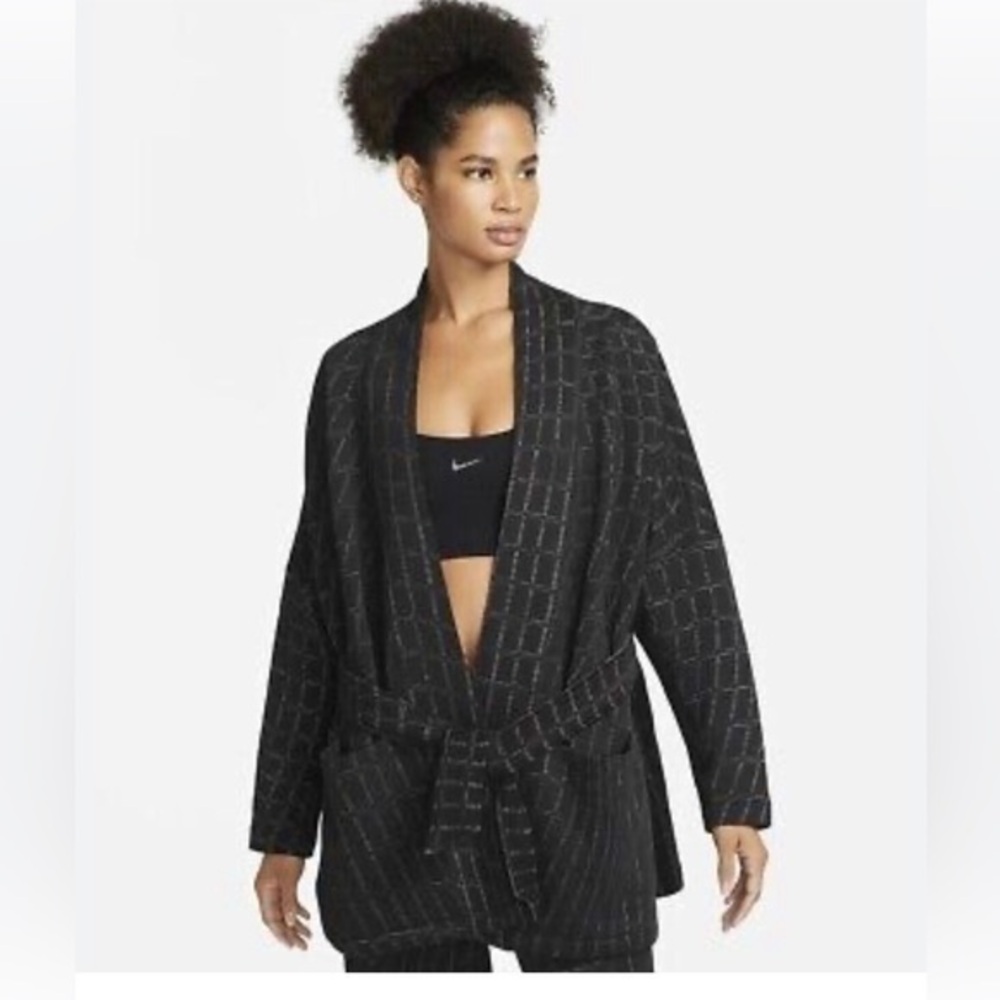 Nike Women’s Yoga Jacket Wrap 2X NWT